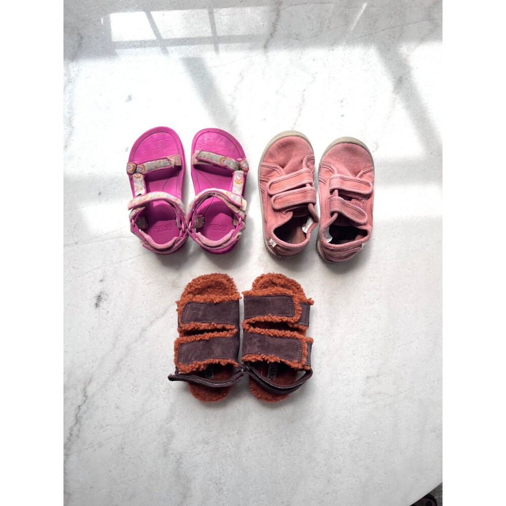 BUNDLE Zara and Teva Shoes Size 8.5/9